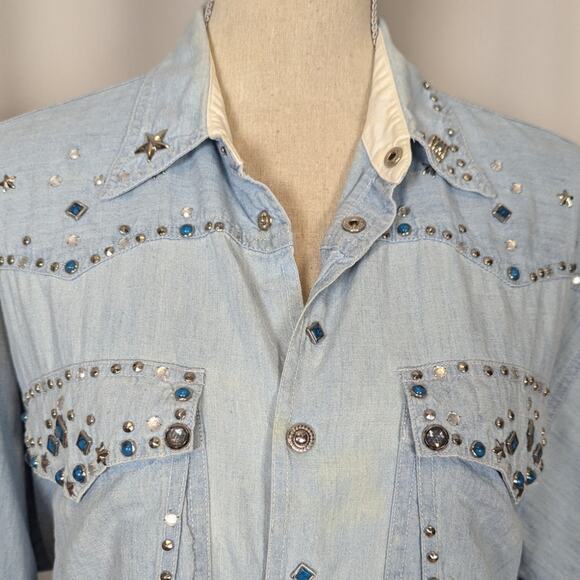90s Vintage Embellished Denim Snap Button Up Shirt Light Wash Size Small - Picture 13 of 16